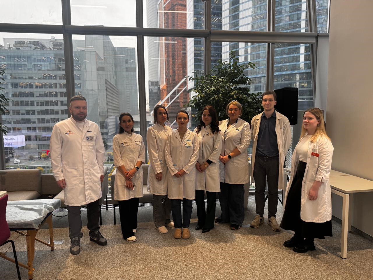 Врачи ФНКЦентра провели выездной День здоровья в компании «Среда возможностей»  